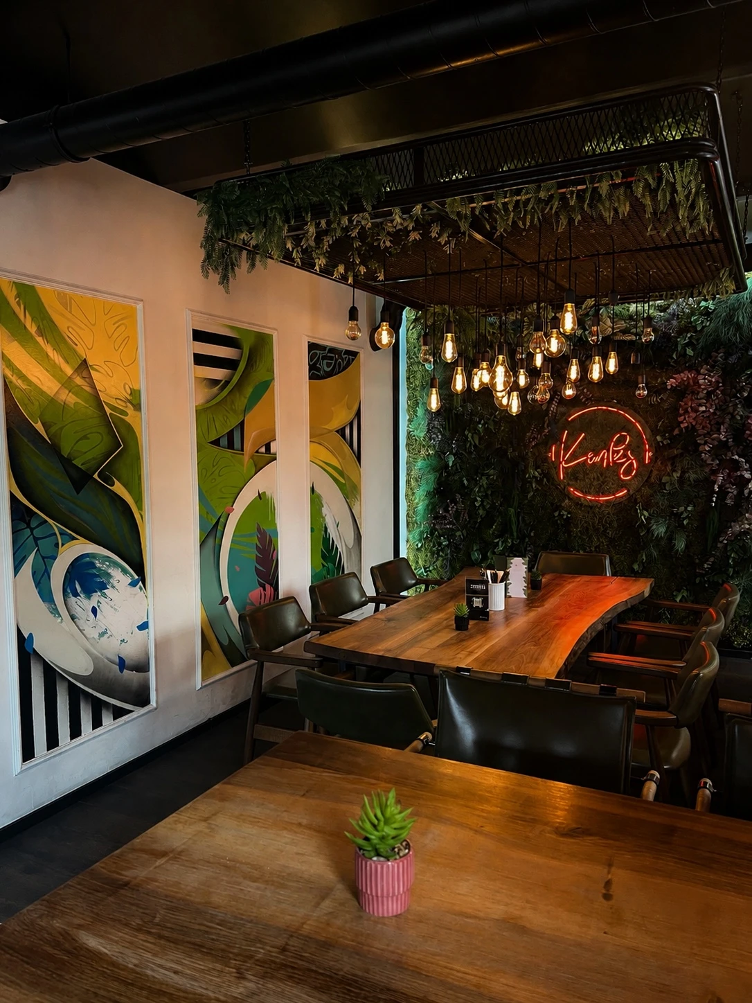 Kenks Restaurant